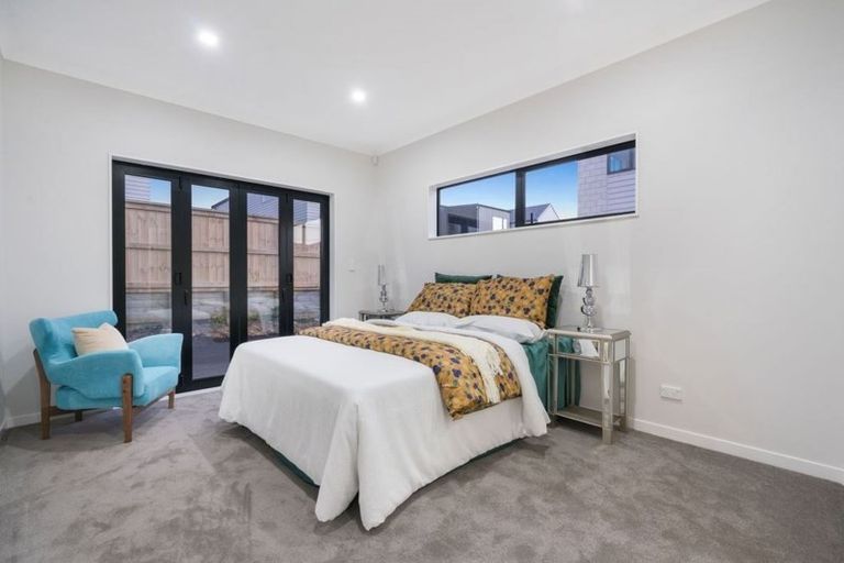 Photo of property in 30 Papareia Road, Karaka, Papakura, 2113