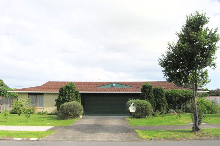 Photo of property in 32 Birman Close, Half Moon Bay, Auckland, 2012