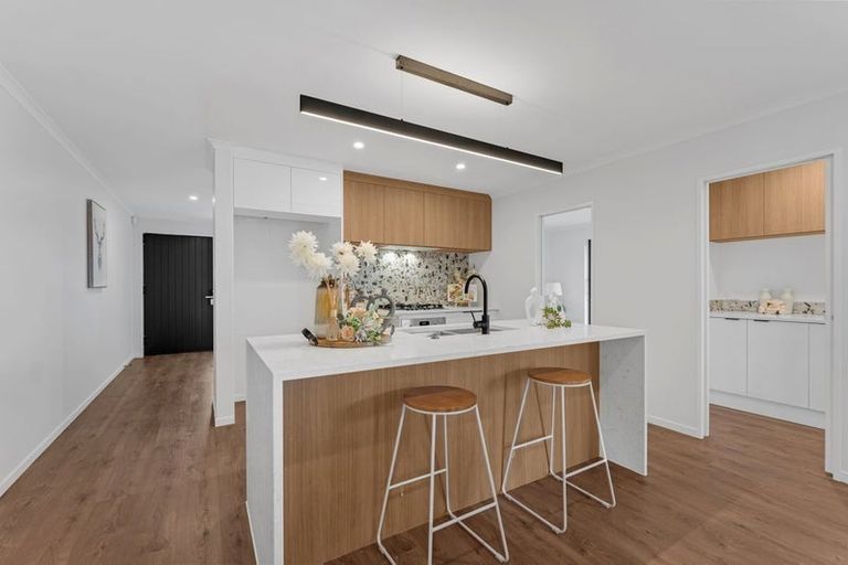 Photo of property in 6 Piedmonte Avenue, Pokeno, 2402