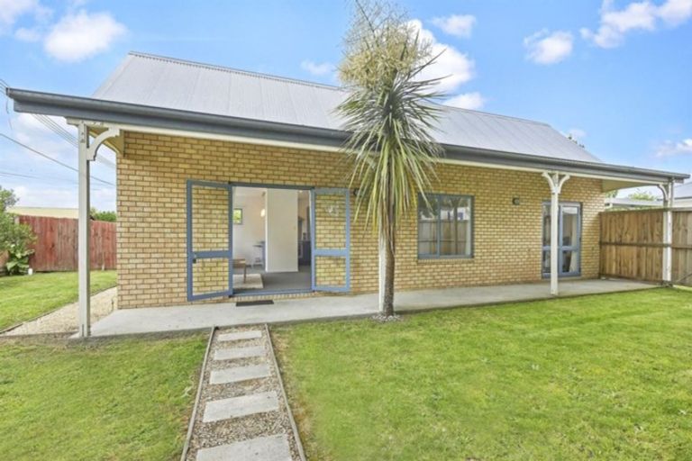 Photo of property in 310 Breezes Road, Aranui, Christchurch, 8061