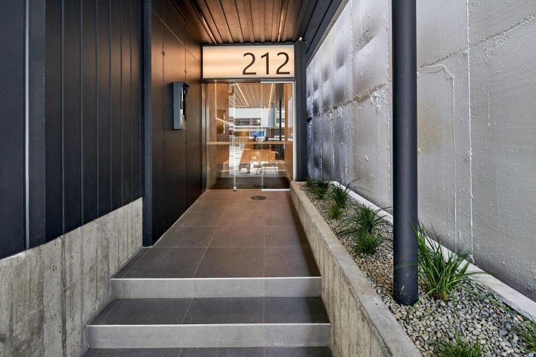 Photo of property in 506/212 Willis Street, Te Aro, Wellington, 6011