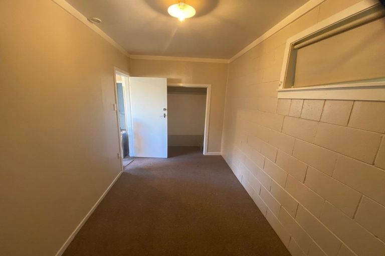 Photo of property in 12 Tahi Terrace, Glen Eden, Auckland, 0602