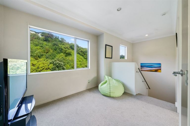 Photo of property in 9 Paremata Drive, Paremata, Porirua, 5024