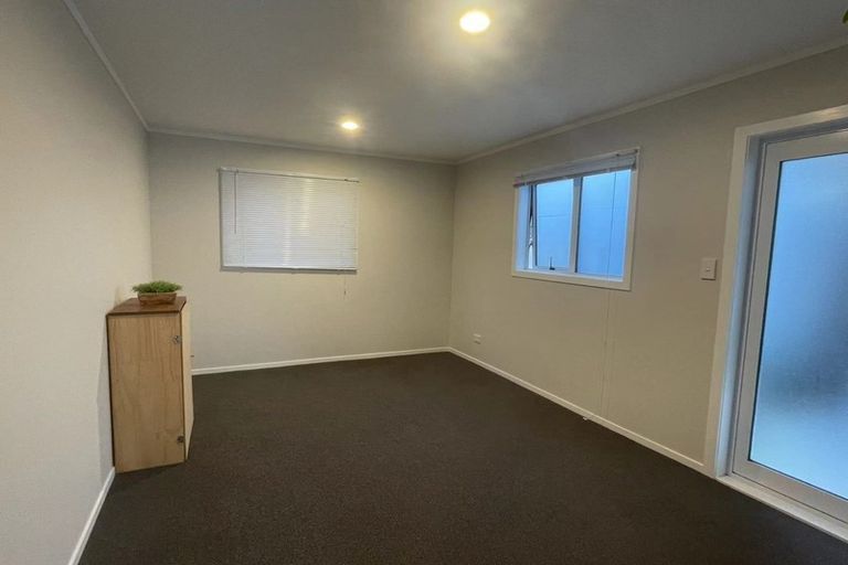 Photo of property in 59 Orams Road, Hillpark, Auckland, 2102