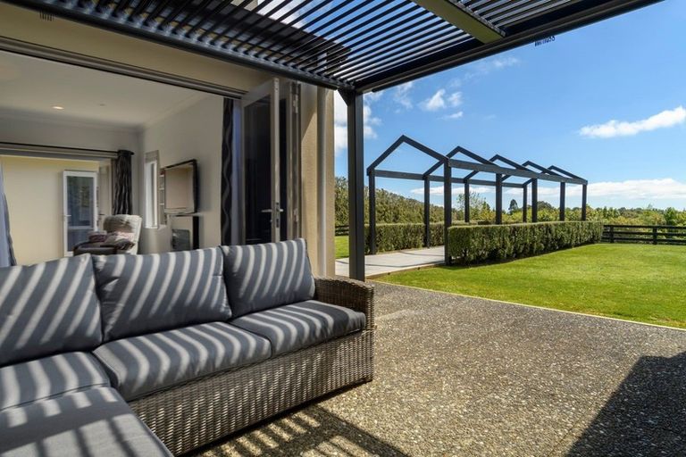 Photo of property in 30 Goodall Road, Snells Beach, 0920