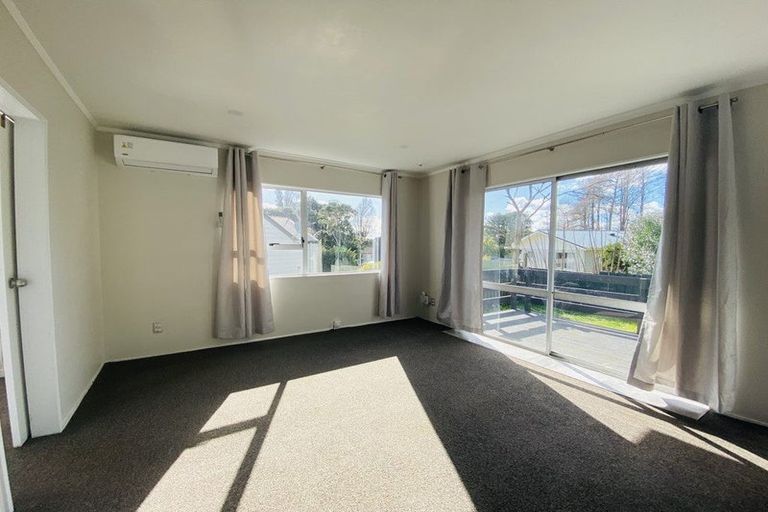 Photo of property in 2/42 Moncrieff Avenue, Clendon Park, Auckland, 2103