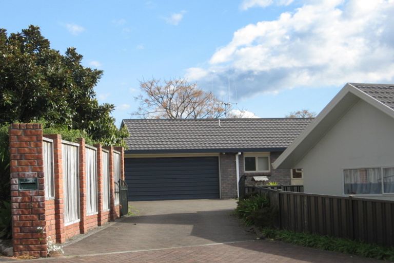 Photo of property in 16 Ryegrass Dell, Welcome Bay, Tauranga, 3112