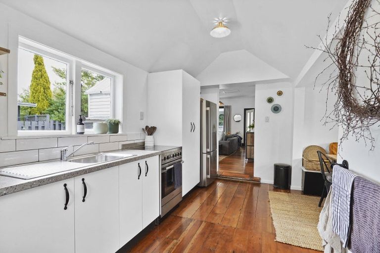 Photo of property in 21 Bethune Street, Featherston, 5710