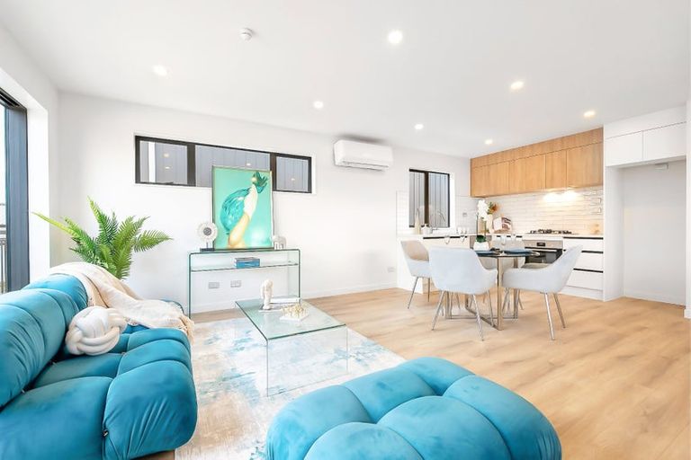 Photo of property in 10d Starling Place, Ranui, Auckland, 0612