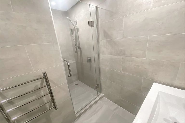 Photo of property in 2/20 Esplanade, Sumner, Christchurch, 8081