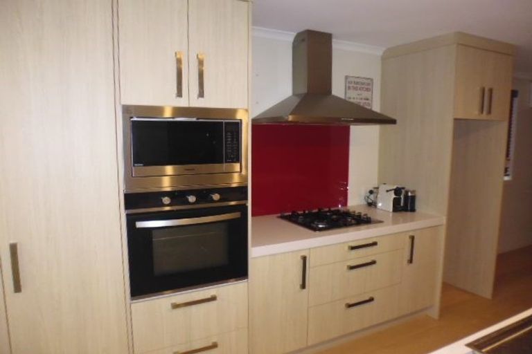 Photo of property in 47 Hollowout Street, Takanini, 2112