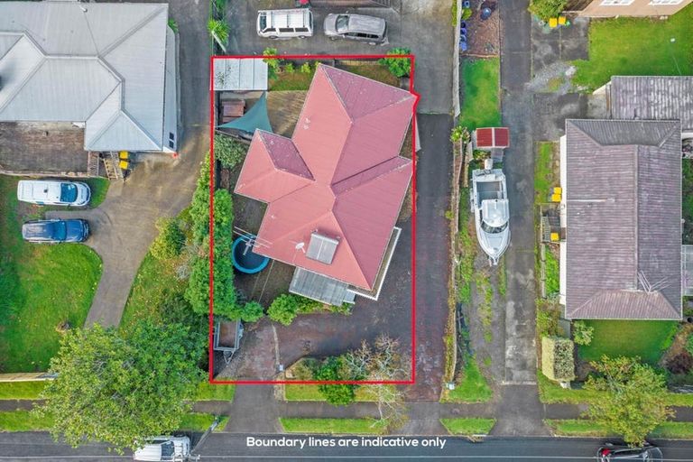 Photo of property in 1/188 Waimumu Road, Massey, Auckland, 0614