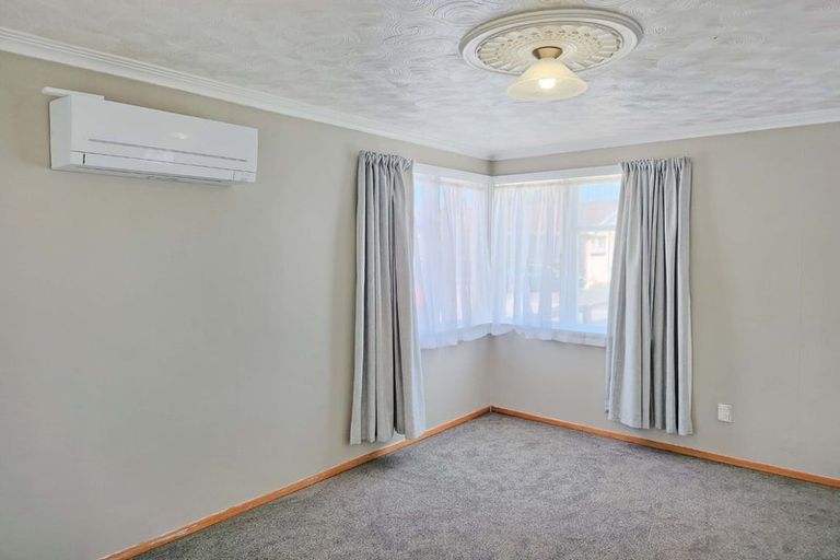 Photo of property in 7 Cole Grove, Wallaceville, Upper Hutt, 5018