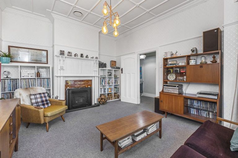 Photo of property in 331 Ravensbourne Road, Maia, Dunedin, 9022