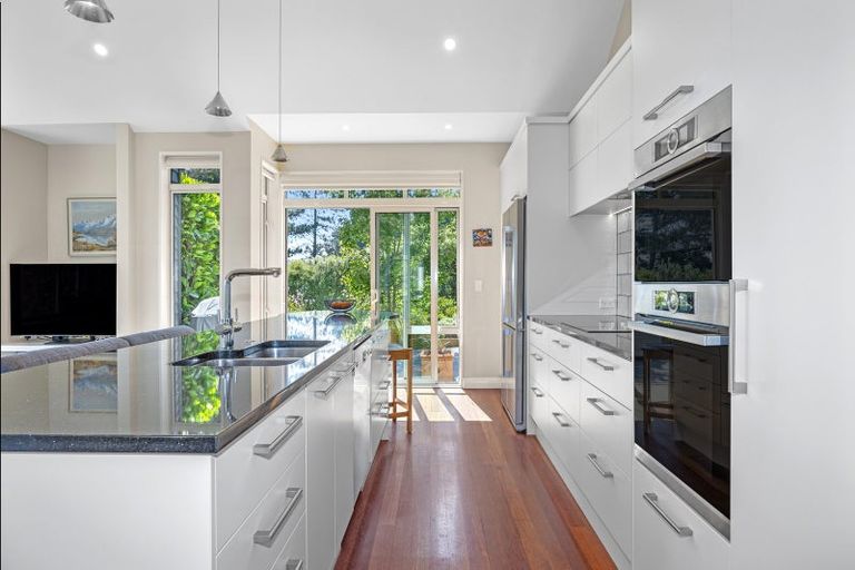 Photo of property in 863 Cashmere Road, Halswell, Christchurch, 8025