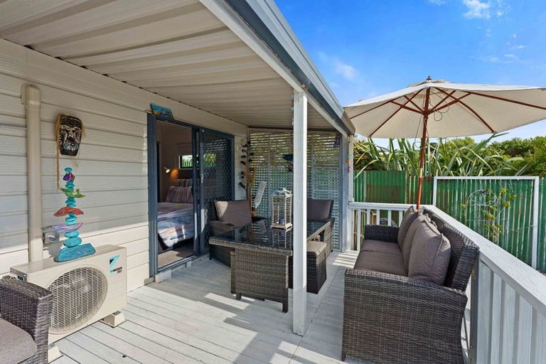 Photo of property in 20 Tasman Road, Otaki Beach, Otaki, 5512