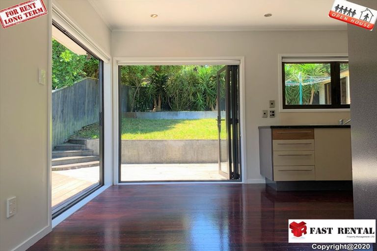 Photo of property in 9 Elliott Avenue, Bayview, Auckland, 0629