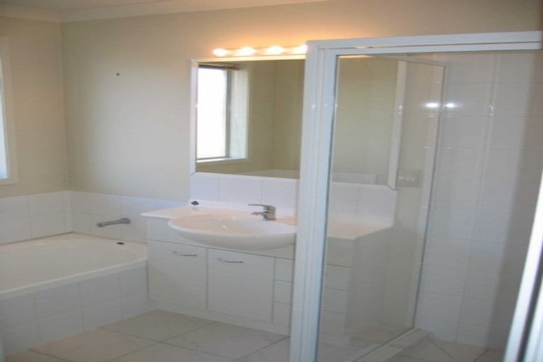 Photo of property in 31 Putake Drive, Parklands, Christchurch, 8083