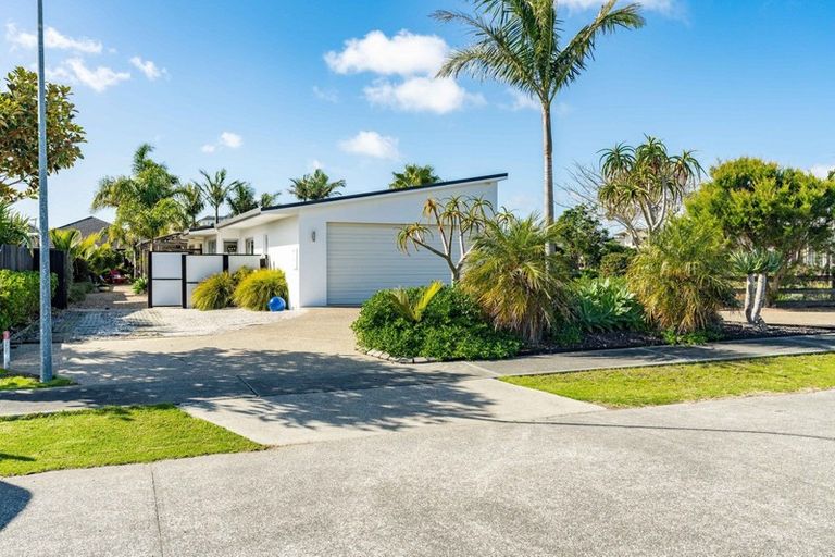 Photo of property in 6 Ti Tree Place, Mangawhai Heads, Mangawhai, 0505