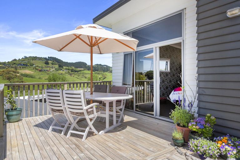 Photo of property in 7 Puka Place, Raglan, 3225