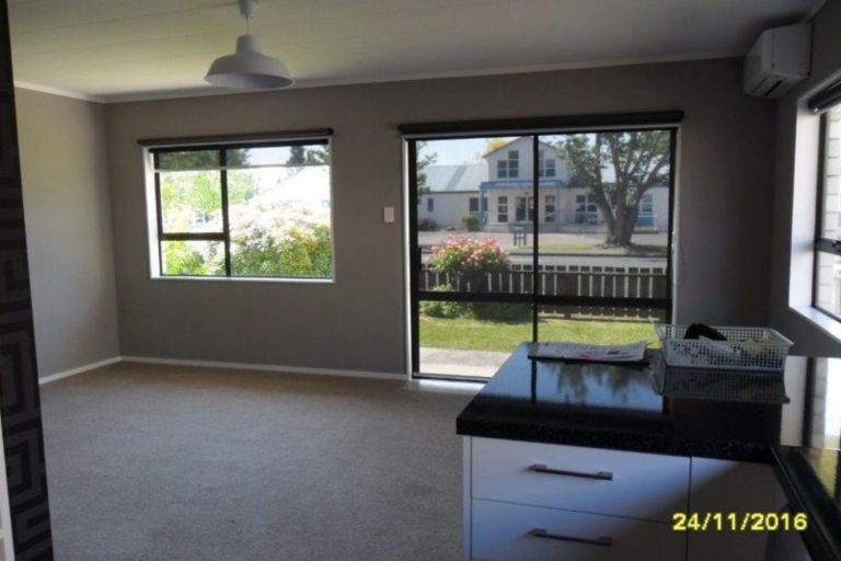 Photo of property in 47 Clare Street, Cambridge, 3434