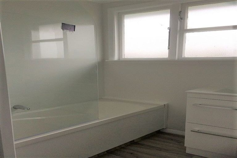 Photo of property in 37 Middlesex Street, Levin, 5510