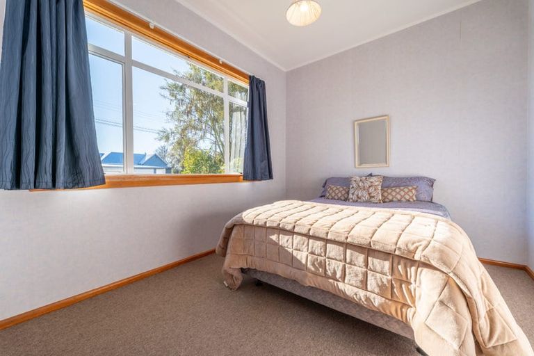 Photo of property in 33 Parsonage Road, Waimate, 7924