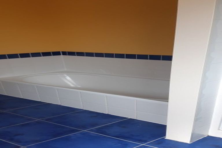 Photo of property in 46 Tauhinu Road, Greenhithe, Auckland, 0632