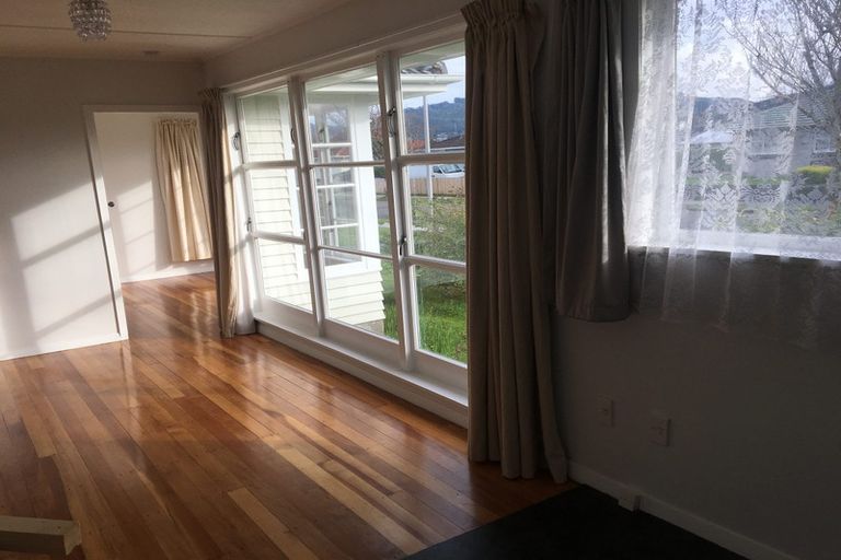 Photo of property in 4 Joseph Grove, Elderslea, Upper Hutt, 5018