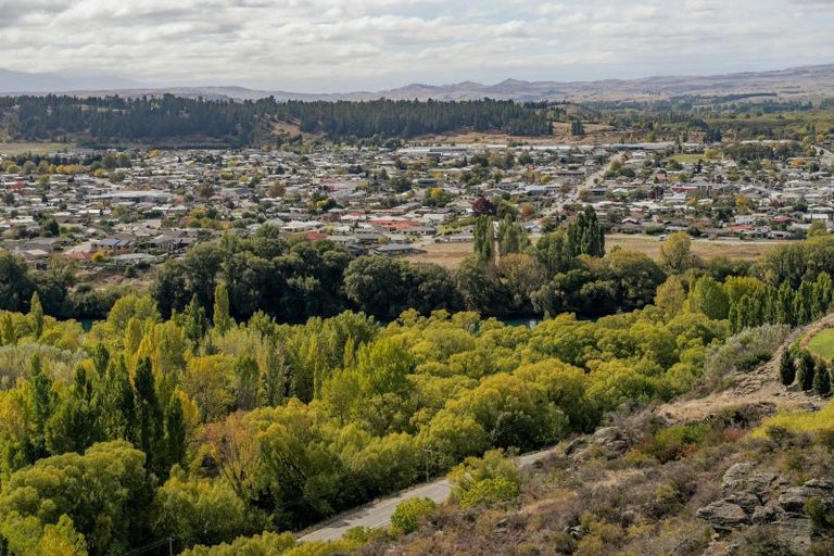 Photo of property in 28 Lanes Road, Bridge Hill, Alexandra, 9320