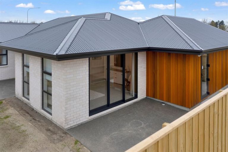 Photo of property in 144 Northbrook Road, Rangiora, 7400