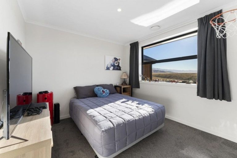 Photo of property in 14 Crawford Lane, Waikerikeri, Alexandra, 9393