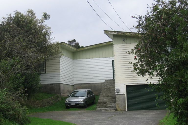 Photo of property in 79 Bird Grove, Stokes Valley, Lower Hutt, 5019