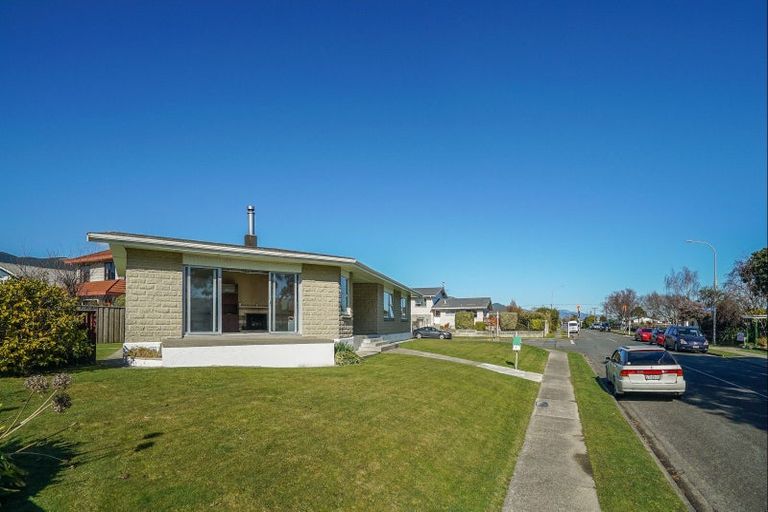 Photo of property in 26 Durham Street, Stoke, Nelson, 7011