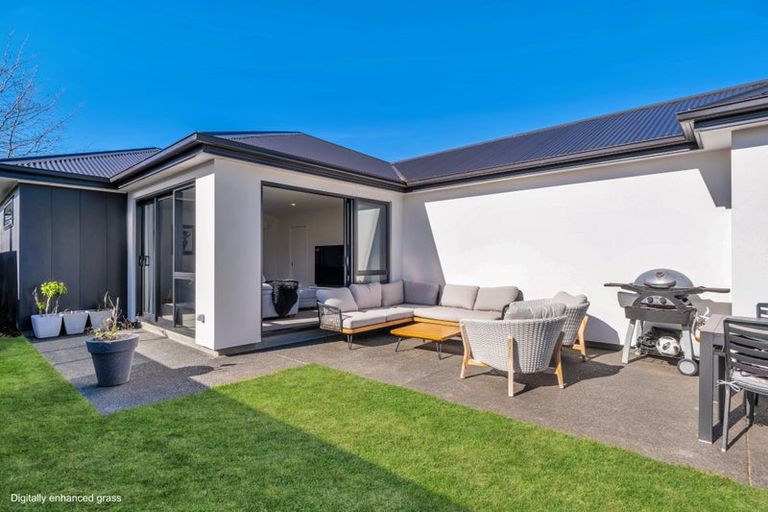 Photo of property in 17 Sutherlands Road, Halswell, Christchurch, 8025