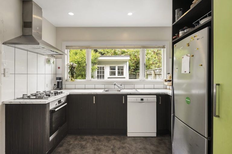 Photo of property in 194 Aro Street, Aro Valley, Wellington, 6021