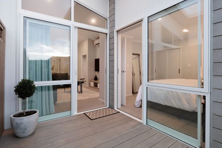 Photo of property in 20b Komata Crescent, Papamoa Beach, Papamoa, 3118