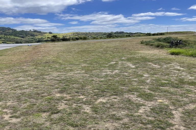 Photo of property in 6 Mason Rise, Tairua, 3508