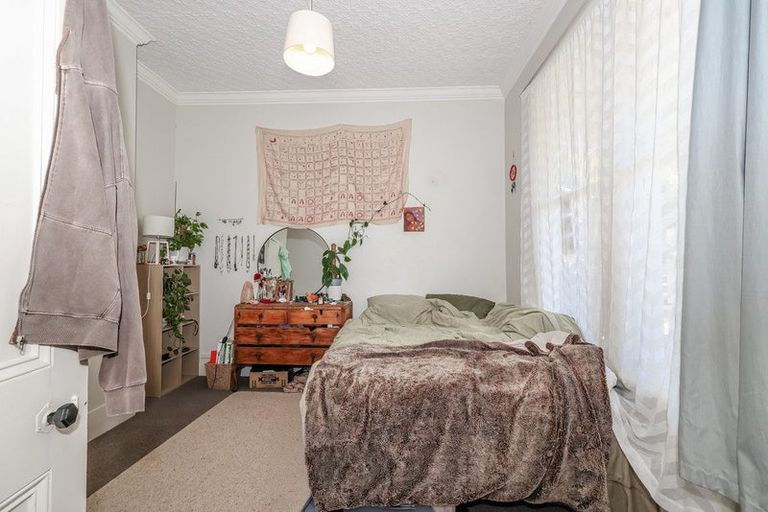 Photo of property in 5 Elm Row, Dunedin Central, Dunedin, 9016