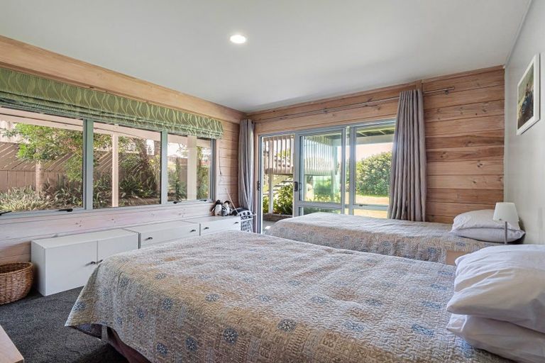 Photo of property in 145 Karewa Parade, Papamoa Beach, Papamoa, 3118