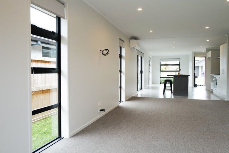 Photo of property in 27 Te Wharo Drive, Papamoa, 3118