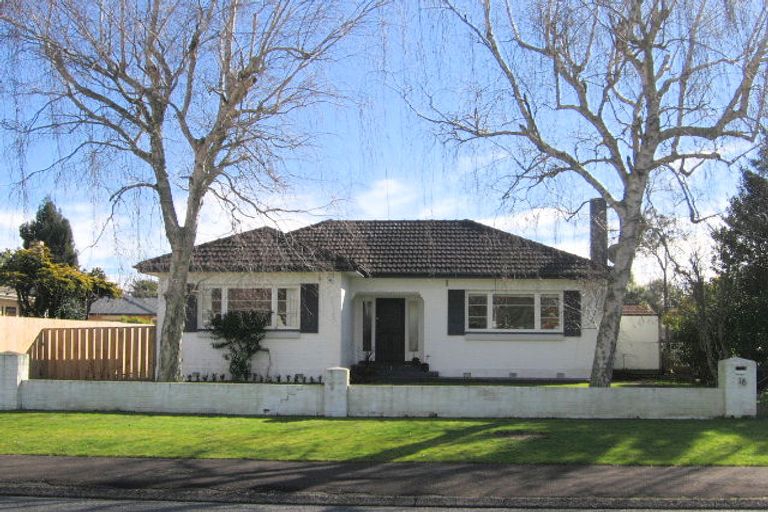 Photo of property in 16 Bolmuir Road, Forest Lake, Hamilton, 3200