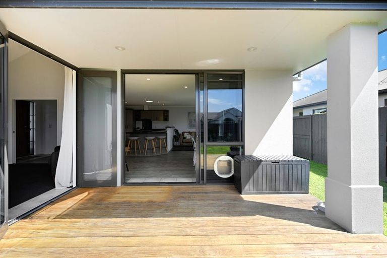 Photo of property in 6 Acton Vale, Rototuna North, Hamilton, 3210