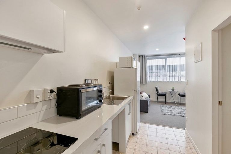 Photo of property in Regency Apartments, 3d/49 Manners Street, Te Aro, Wellington, 6011