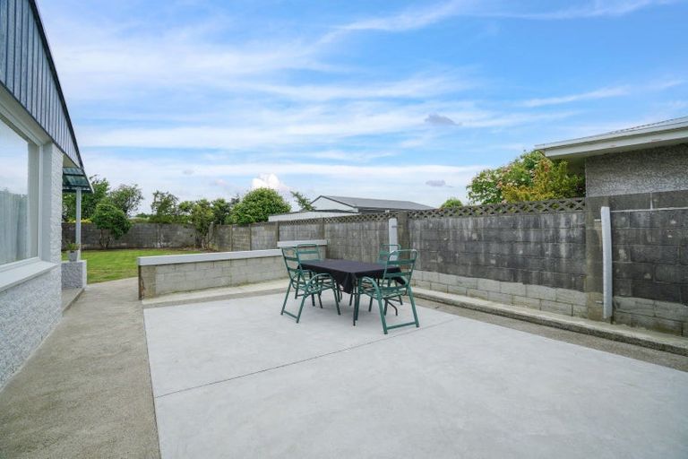 Photo of property in 21 Irvine Street, Wallacetown, 9816