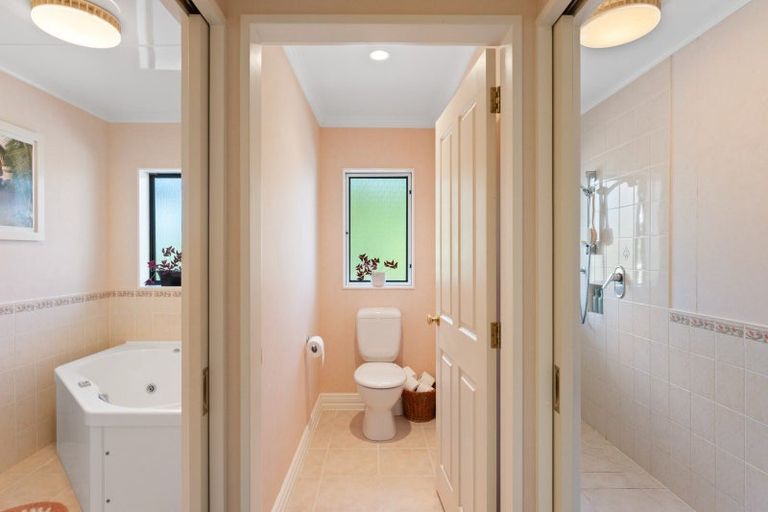 Photo of property in 21 Emma Drive, Manakau, Levin, 5573