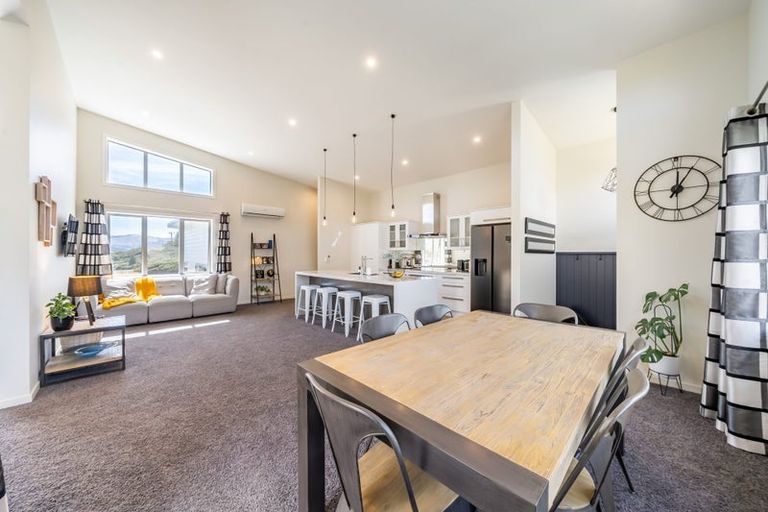 Photo of property in 4 Semaphore Lane, Whitby, Porirua, 5024