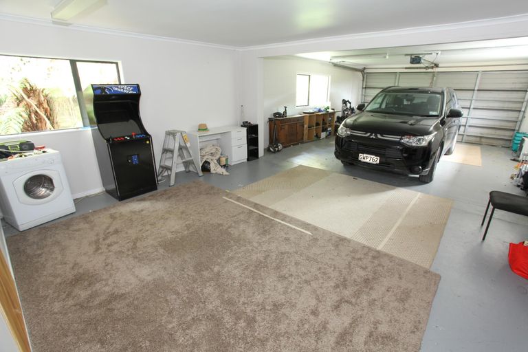 Photo of property in 25 Kauri Lane, Huntly, 3771