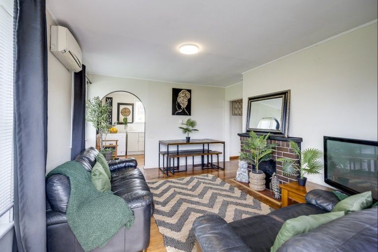 Photo of property in 115 Latham Street, Marewa, Napier, 4110