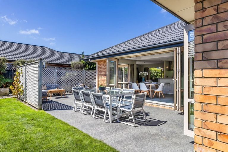 Photo of property in 40 Burbank Drive, Aidanfield, Christchurch, 8025